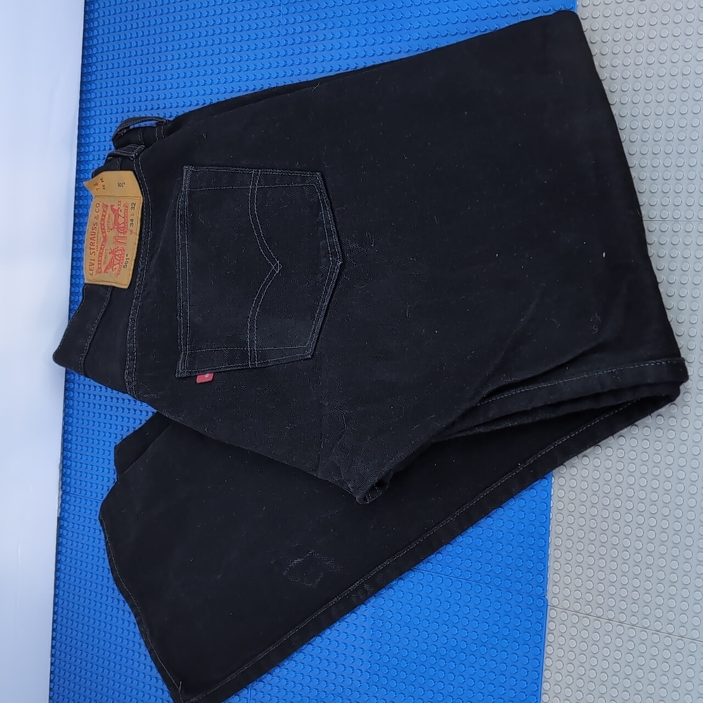 501 Levi's Men's Black Jeans Regular Cut 34 x 32  Button Fly Regular Fit